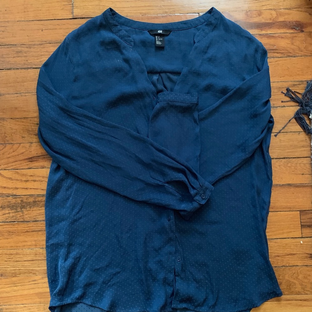 Silky Buttonup